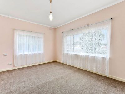 8 Main Street, Millicent