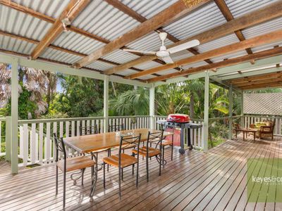 11 Townsend Street, Mysterton