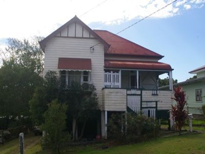 8 Lawrence Street, North Ipswich
