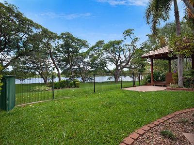 32 River Park Drive, Annandale