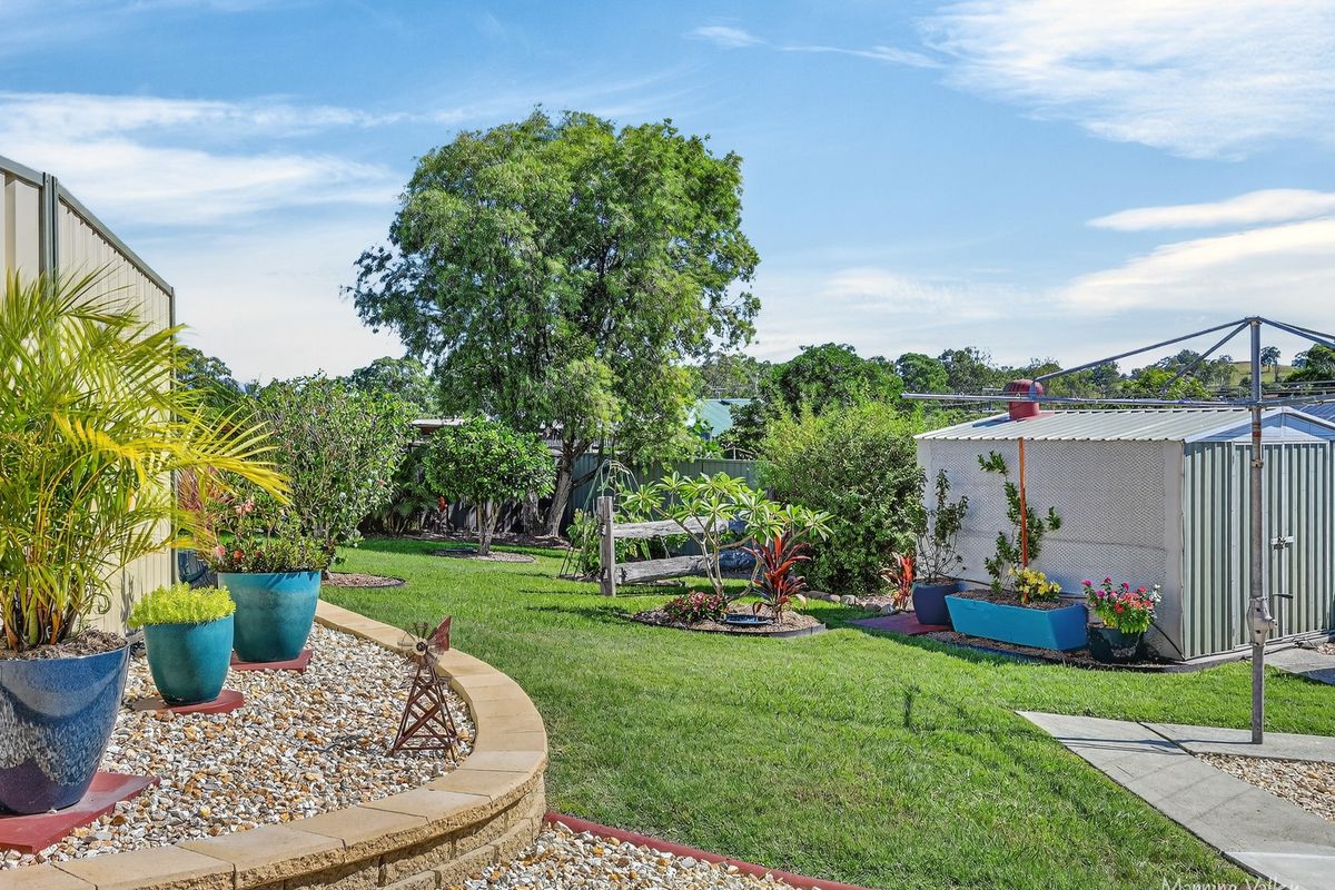 16 Flett Street, Wingham