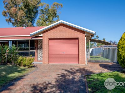 1 / 125 Cobbora Road, Dubbo