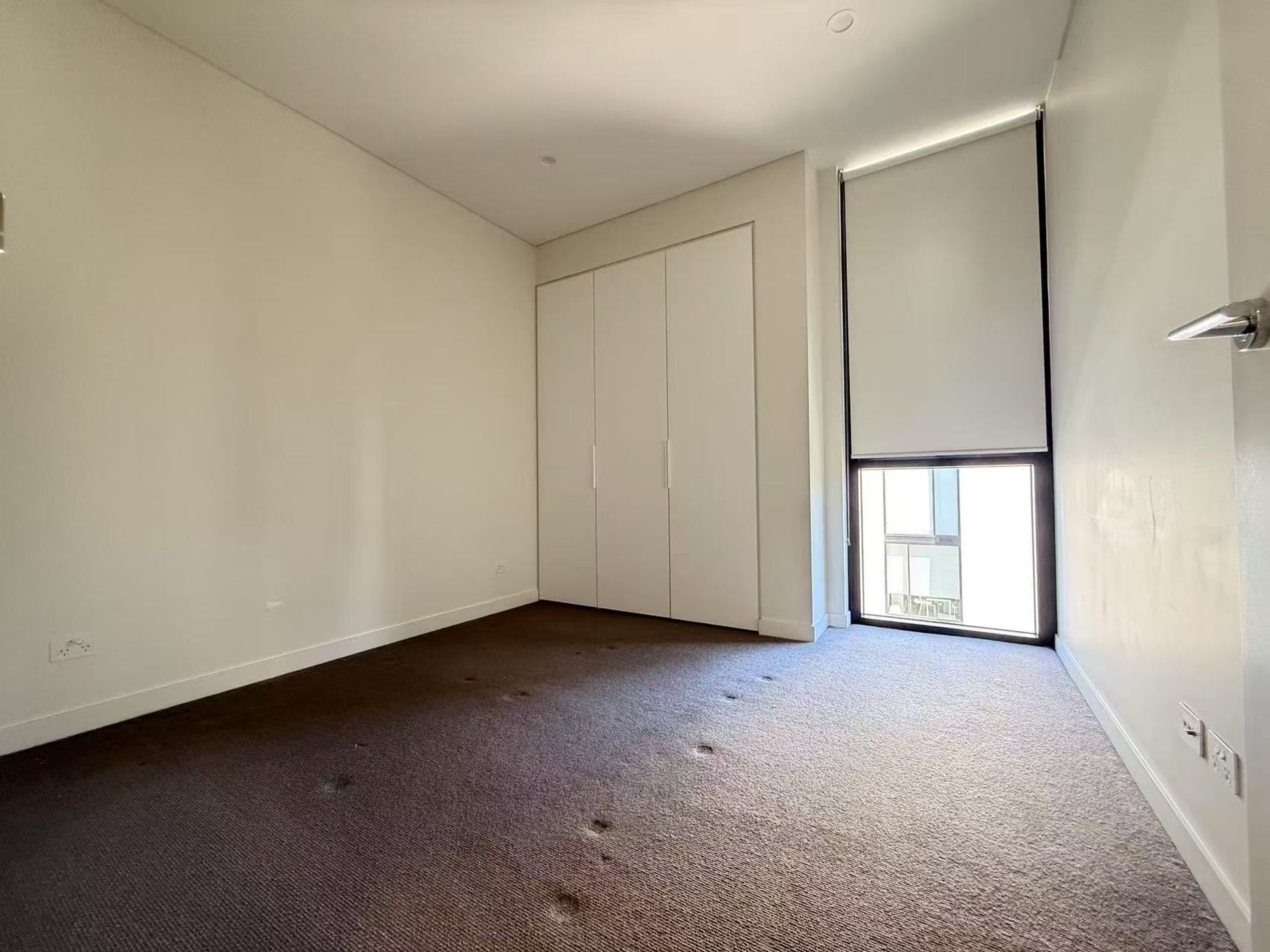 3402 / 5 Gadigal Avenue, Waterloo
