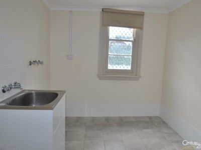 215 Fitzroy Street, Dubbo
