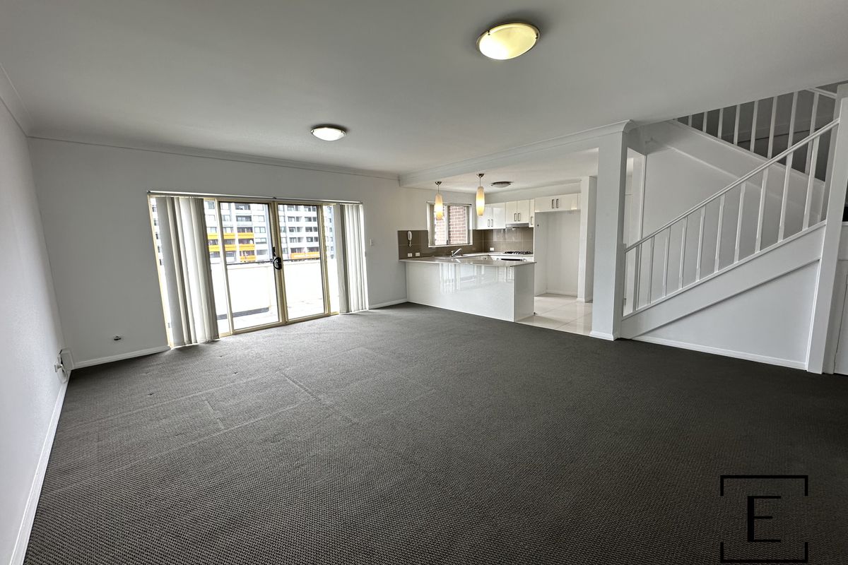 11 / 4 Bridge Road, Homebush