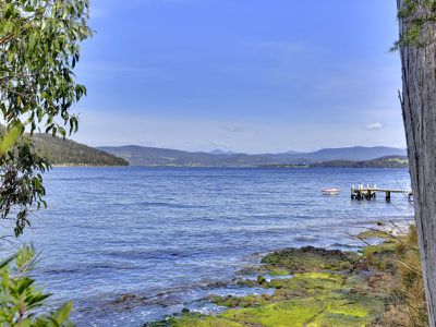 5C Glovers Road, Deep Bay