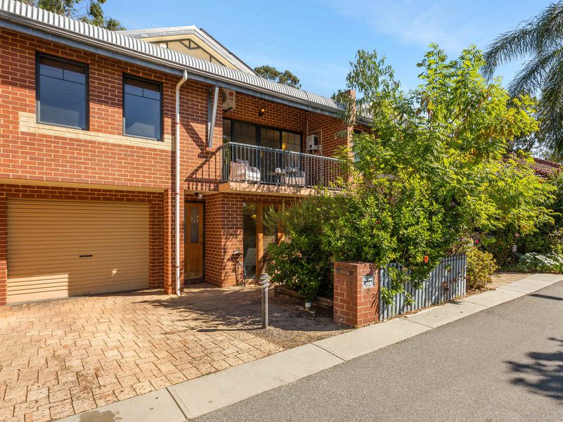 2/38 Coode Street, Mount Lawley