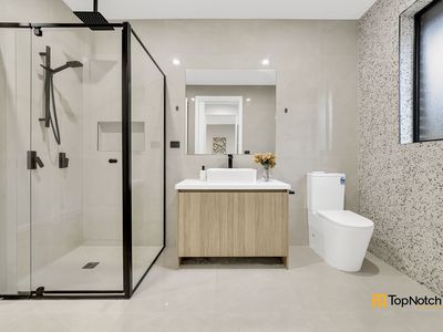 18 Ambient Crescent, Beveridge