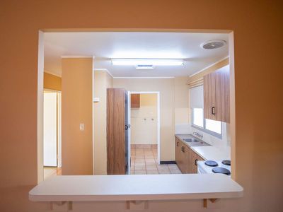 16 Nanba Street, Newman