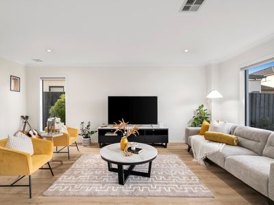 7 Spindle Street, Clyde North