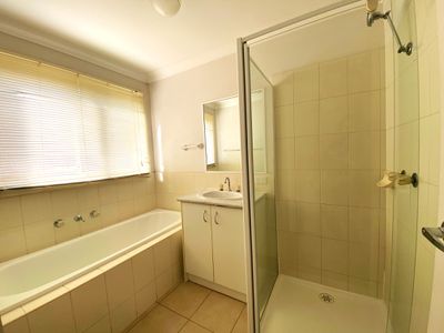 18 Kelebek Road, Tarneit