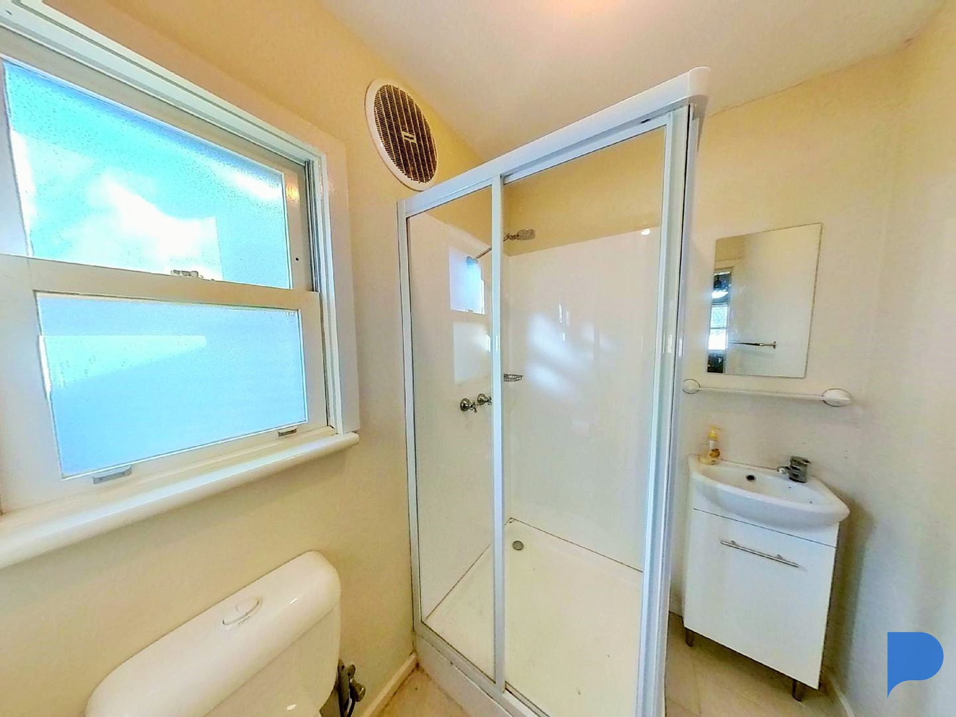 36 Lyons Street, Newbridge