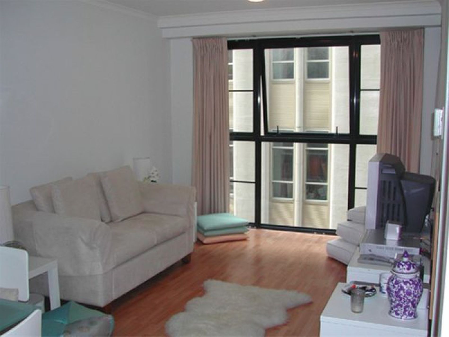 1101 / 1 Hosking Place, Sydney