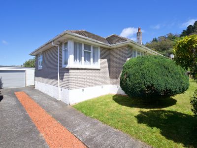 3 Greer Crescent, Tawa