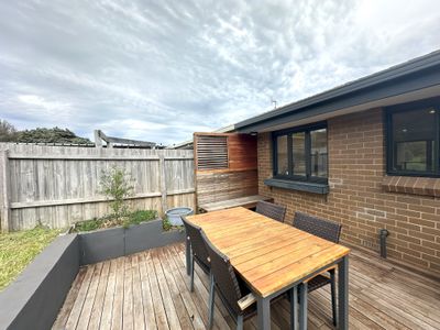 1 / 108 Hickford Parade, Warrnambool
