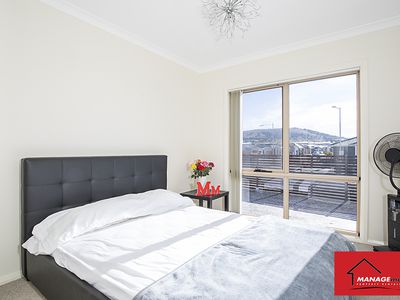 1 Harold Blair Crescent, Moncrieff