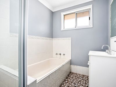 2 / 7 Central Avenue, Oak Flats