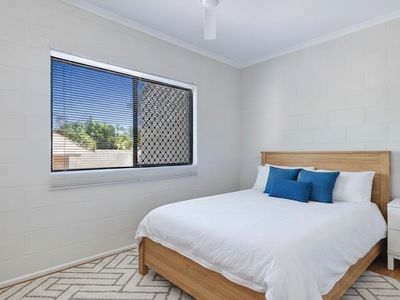 4 / 457 Severin Street, Manunda