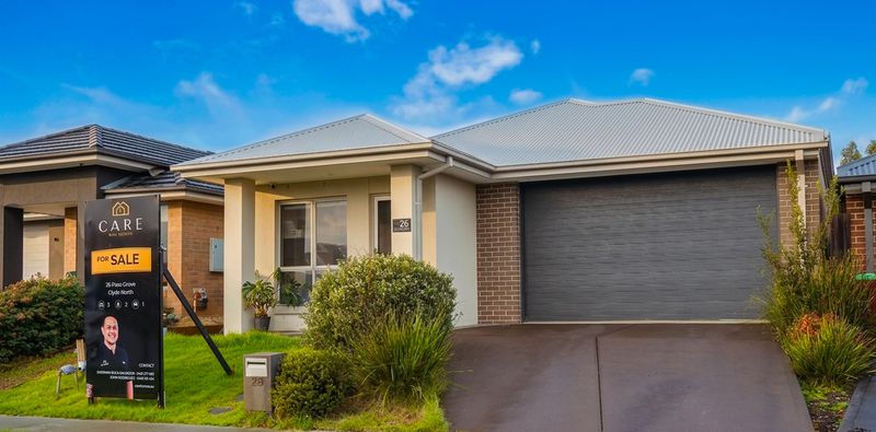 26 Paso Grove, Clyde North VIC