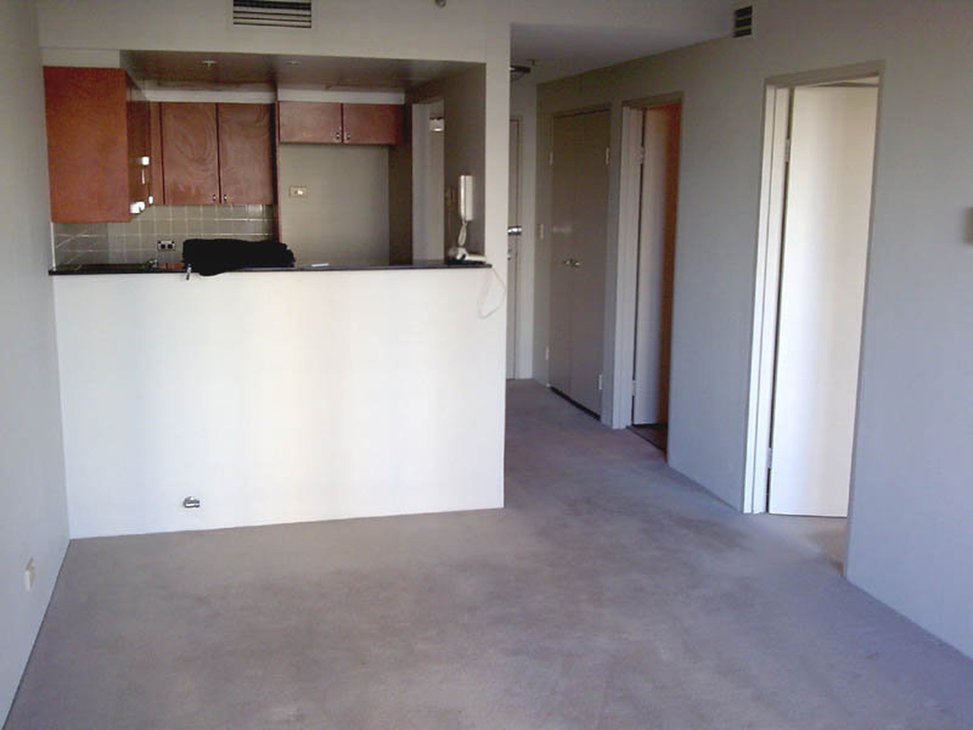2002 / 1 Hosking Place, Sydney