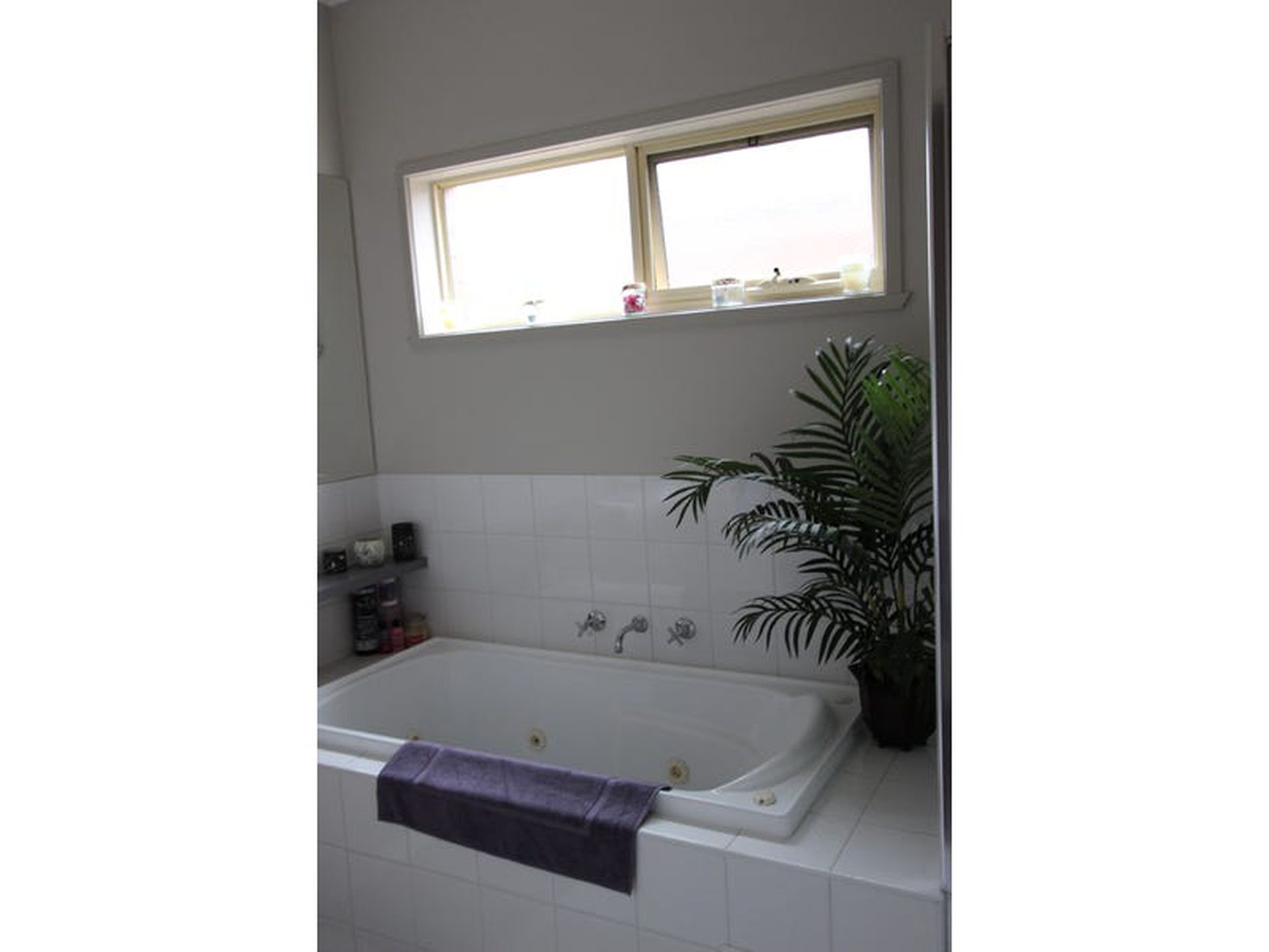 8 / 143 Barrabool Road, Highton