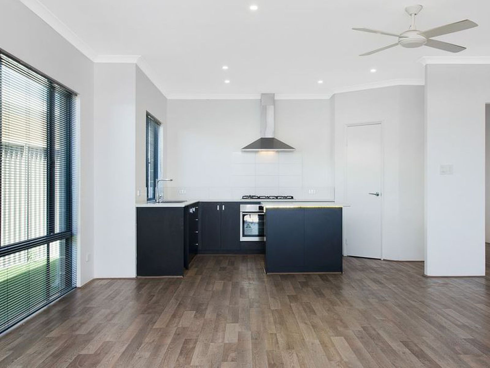 7 Persian Street, Eglinton