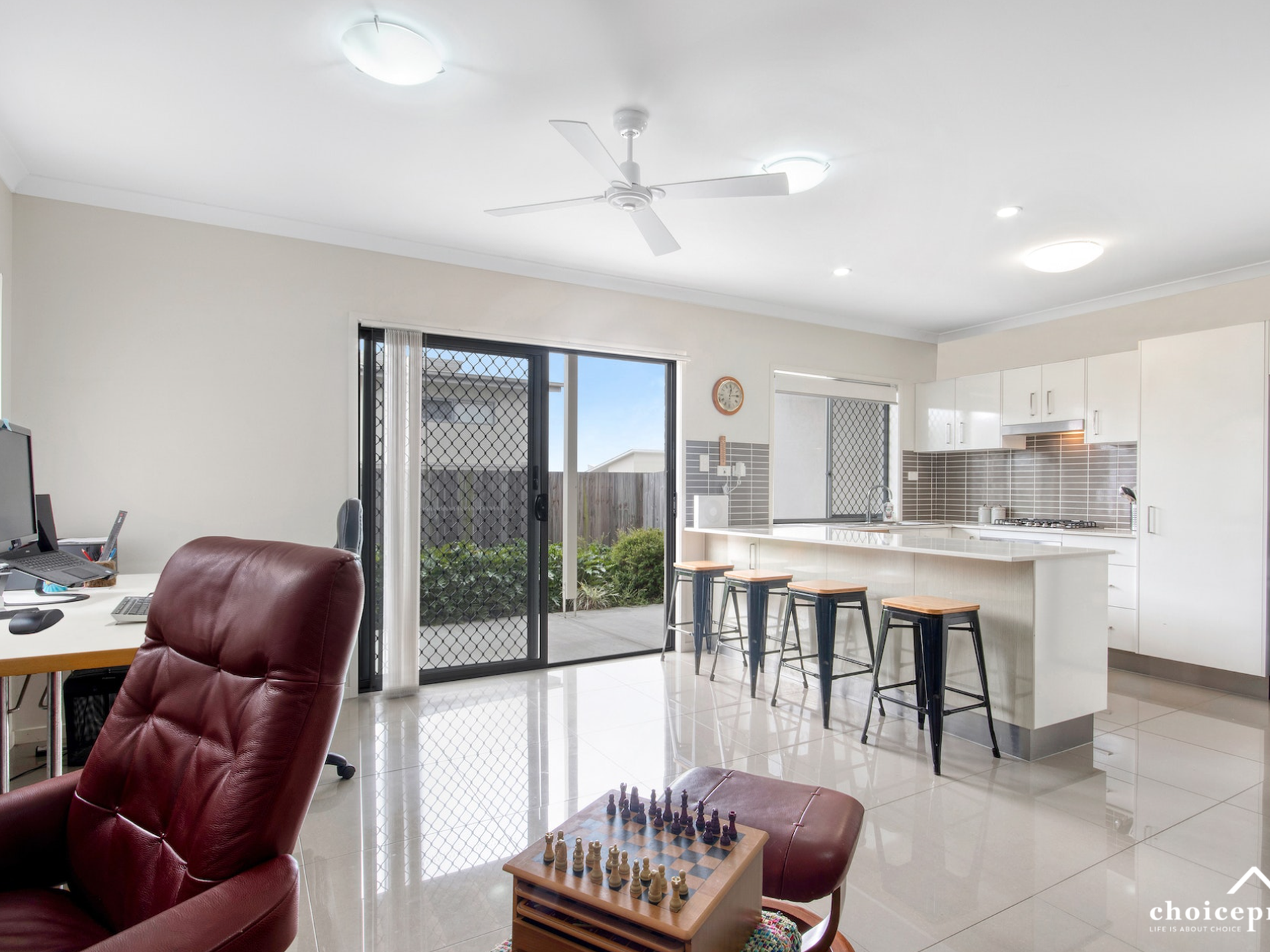 62 / 14 Photinia Crescent, Mountain Creek