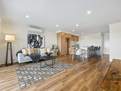 6 Mahara Walk, Cranbourne West