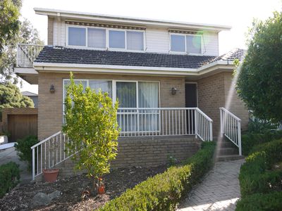 13 Renshaw Street, Doncaster East