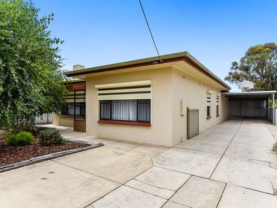 9 Varcoe Street, Millicent