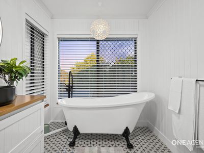 29 Scoparia Drive, Brookwater