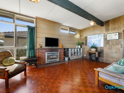 4 Dickens Street, Pascoe Vale South