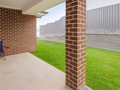 8 Soreina Drive, Wyee