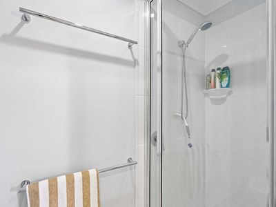 4 Lee Court, Bucasia