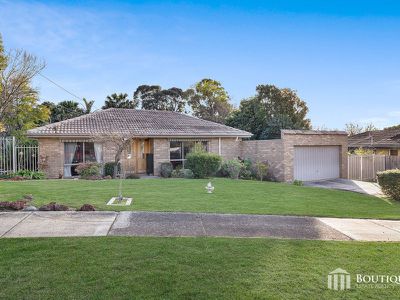 2 Hampton Court, Dandenong North