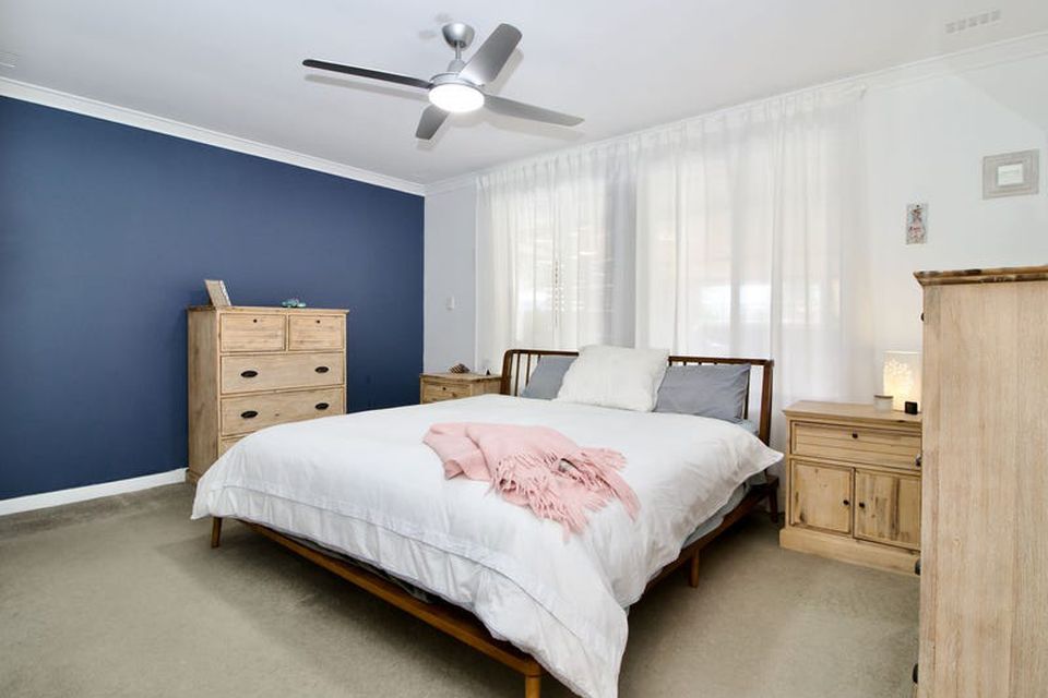 11 Seagate Street , Safety Bay
