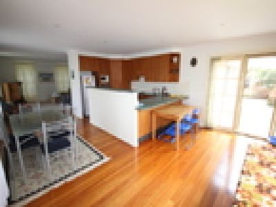 29 Lakeview Crescent, Forster