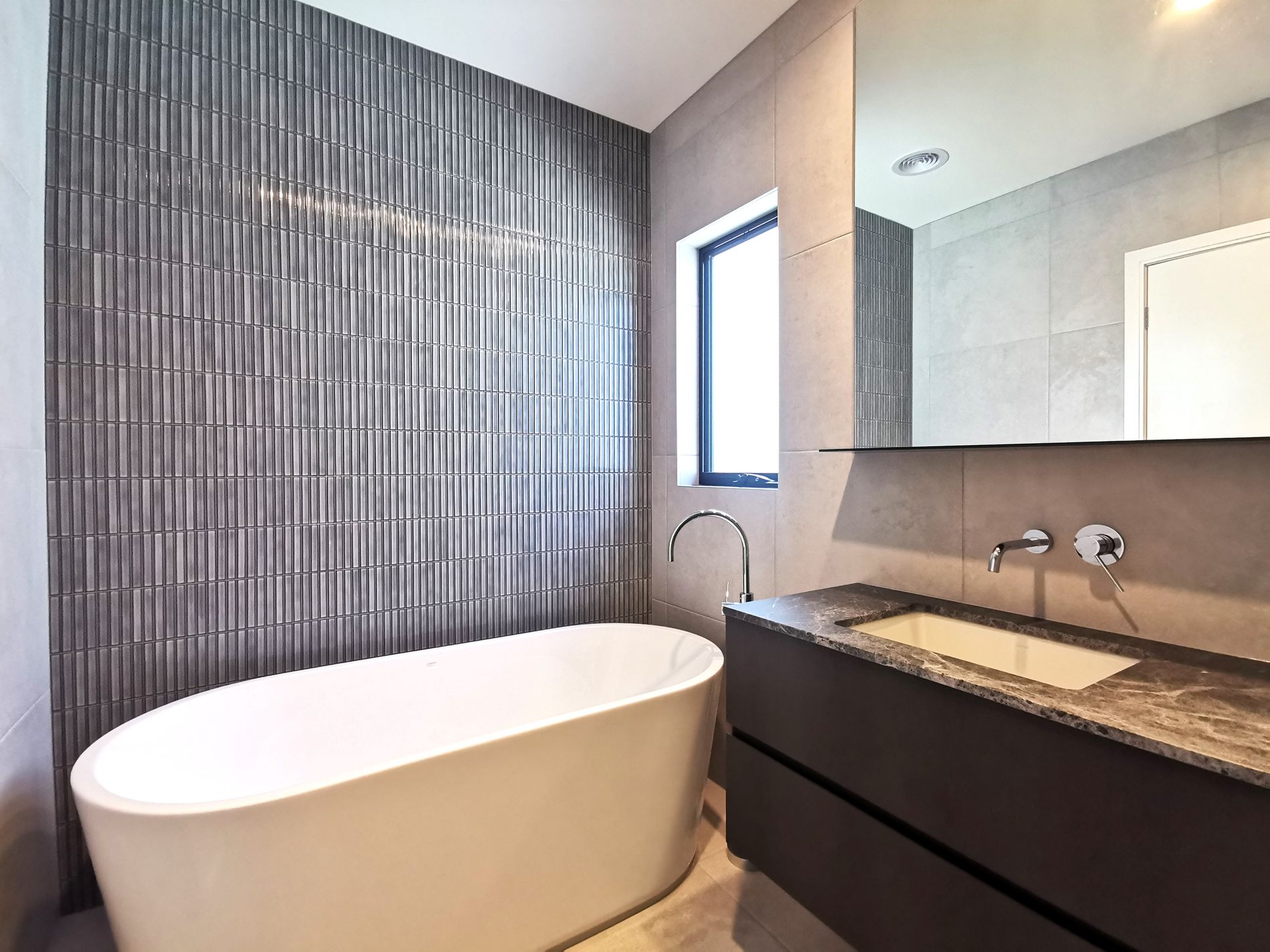 27 Rustic Avenue, Burwood East