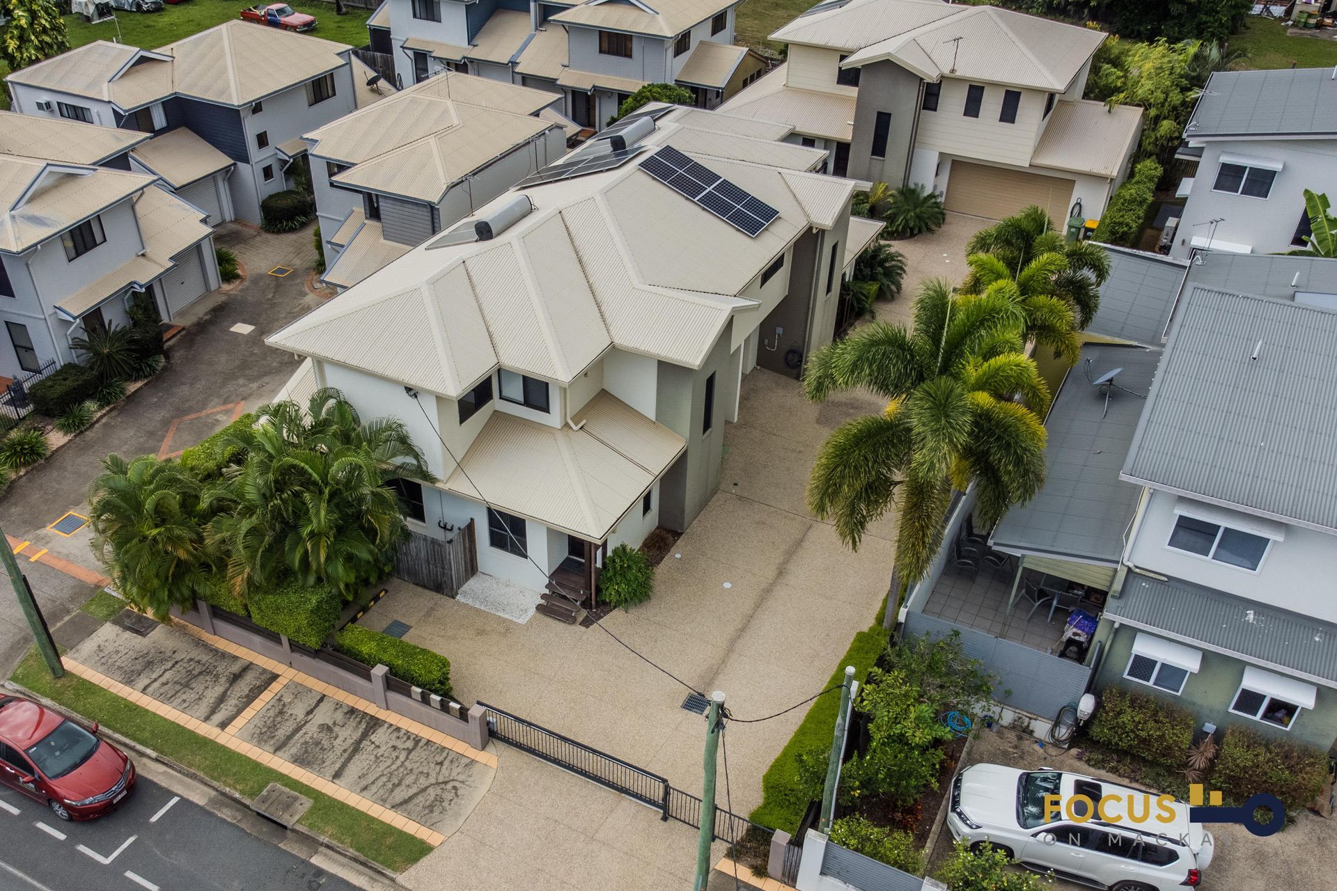 2 / 61 Carlyle Street, Mackay
