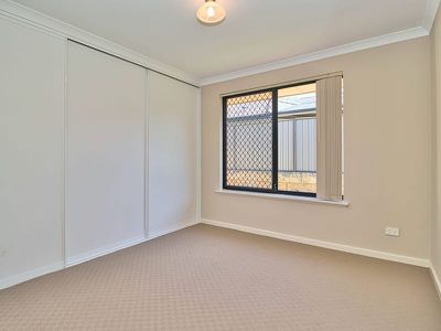 14 Nundle Road , Baldivis