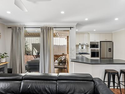 4 Golf View Street, Yokine