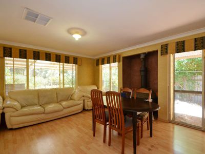 8 Gannon Glen, Mundaring