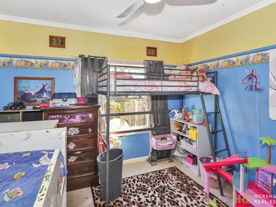 8 Sinclair Place, Horsham