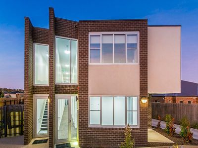 7 / 4 Ficinia Mews, Highton