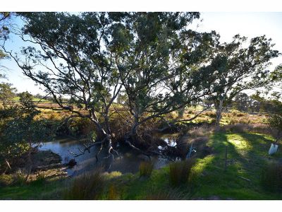 1869 Torrens Valley Road, Mount Pleasant