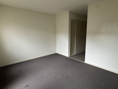 2/10 Matlock Street, Herne Hill