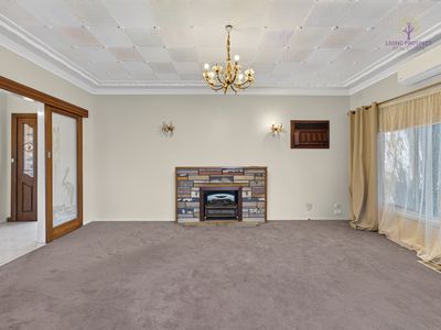 80 High Street South, Altona Meadows