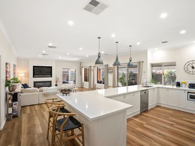 2 Anzio Court , Secret Harbour
