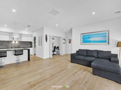 34 Crepe Avenue, Cranbourne West