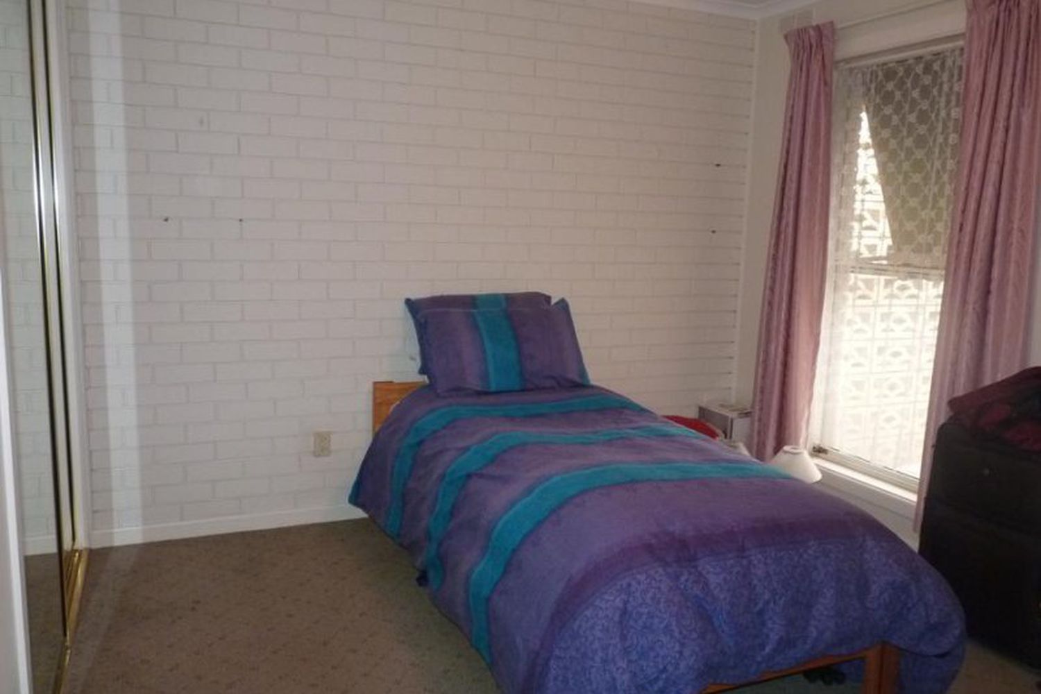1 / 7 Roberts Avenue, Horsham